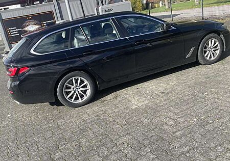 BMW 520 gebraucht kaufen BMW 520d 520 Touring Aut. Luxury Line