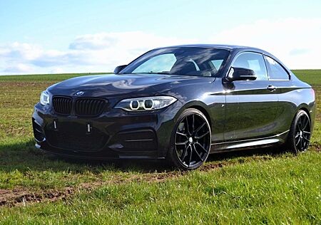 BMW 235 F22 M235i M-Performance