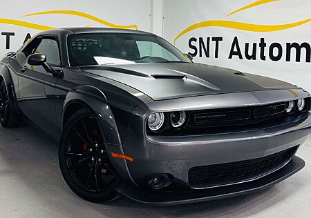 Dodge Challenger 5.7 V8 HEMI WIDEBODY (7)