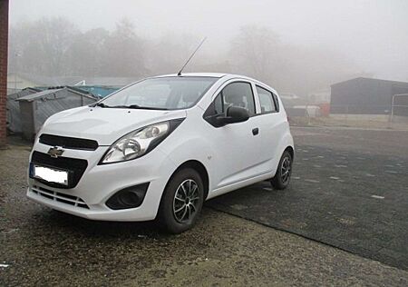 Chevrolet Spark 1.0 LT