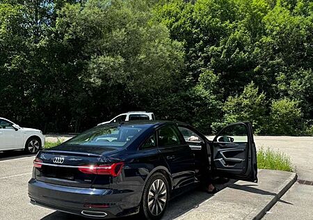 Audi A6 50 TFSI e quattro S tronic design