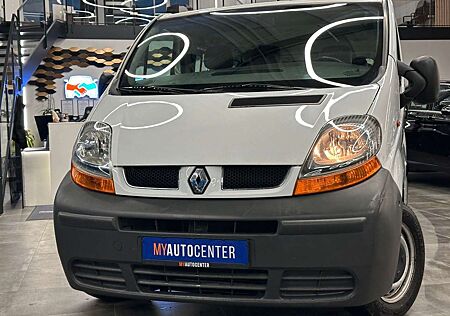 Renault Trafic Combi L1H1 2,7t verglast*9- Sitzer*AHK*