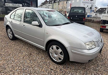 VW Bora Volkswagen 2.0 Comfortline SSD/ Klima