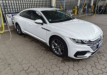 VW Arteon Volkswagen 2.0 TSI DSG R-Line Edition