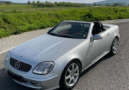 Mercedes-Benz SLK 320 Original, scheckheft, voll dokumentiert
