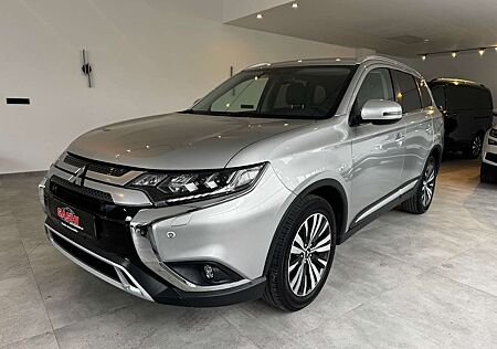 Mitsubishi Outlander 2.0 4WD CVT Diamant Edition+
