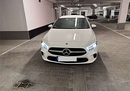Mercedes-Benz A 220 4Matic (177.145)