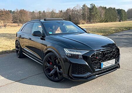 Audi RS Q8 KERAMIK, B&O, MASSAGE, MATRIX, HEAD-UP, TOP