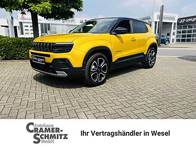 Jeep Avenger Elektro Summit mit Infotainment-Paket