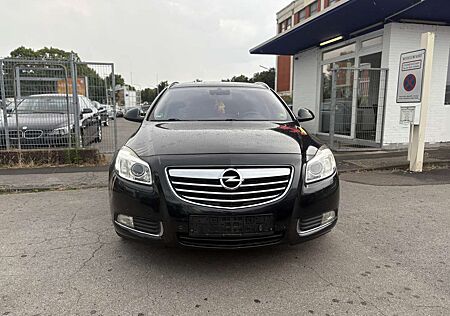 Opel Insignia Cosmo 4x4 LEDER KLIMAAUTOM TÜV 06/2026 XENON
