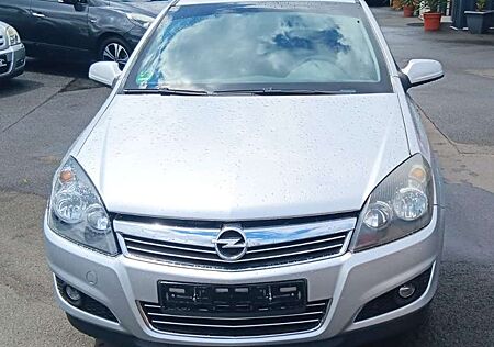 Opel Astra Selection "110 Jahre"