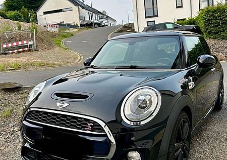 Mini Cooper S Sport-Aut.