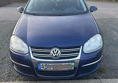 VW Golf Volkswagen 1.6 DSG Trendline