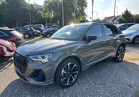 Audi Q3 35 TFSI S line LEDER