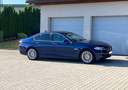 BMW 523 F10, 6Zyl.,Soft-Close,Navi,SHZ,Bi-Xenon