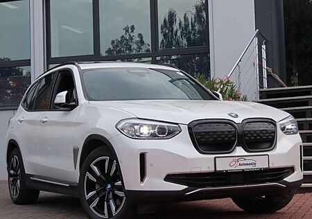 BMW iX3 80KWH Inspiring Auto Pano LED ShadowLine