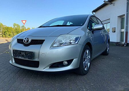 Toyota Auris Sol