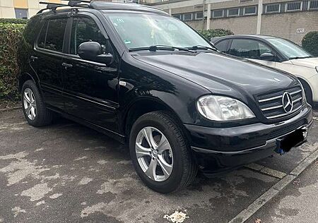 Mercedes-Benz ML 320 Prins Gasanlage seltener Panoramadach
