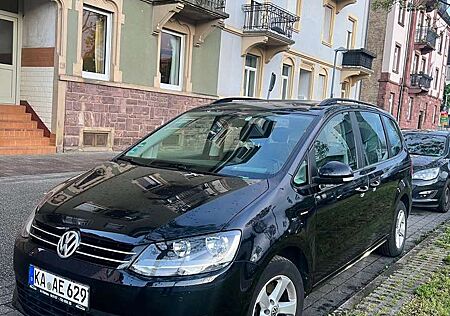 VW Sharan Volkswagen 2.0 TDI BlueMotion Technology Highline