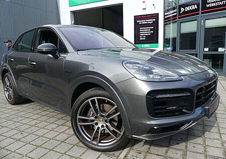 Porsche Cayenne E-Hybrid Sportpaket MATRIX/PANO/21ZOLL