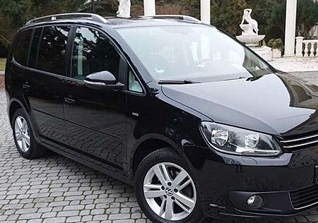 VW Touran Volkswagen 1.6 TDI DPF Match