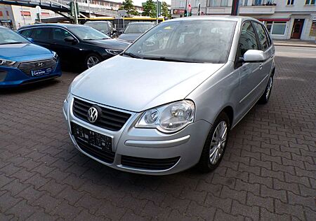 VW Polo Volkswagen 1.4 Tour Automatik