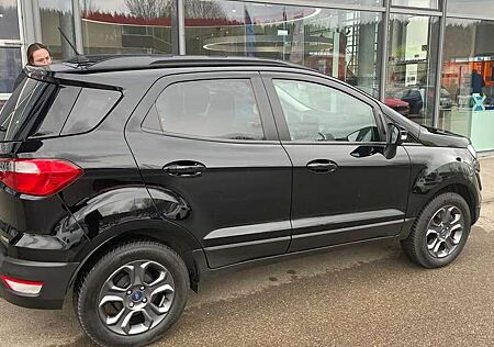 Ford EcoSport Cool & Connect