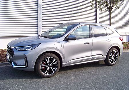 Ford Kuga Plug-in 2.5 PHEV ST-LINE X Panora 19 Zoll ACC