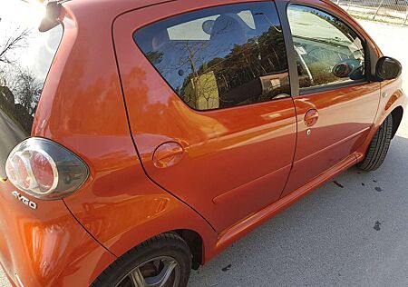 Toyota Aygo Cool and Connect