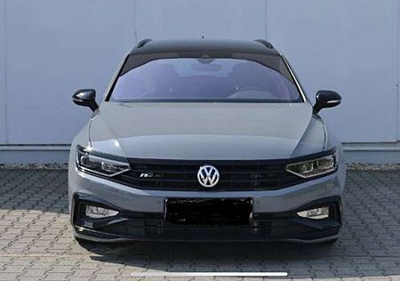 VW Passat Variant Volkswagen Edition R-Line 4Motion