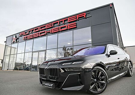 BMW i7 eDrive50 M Sport Pro *Fond Theatre Screen*