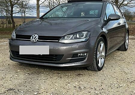 VW Golf Volkswagen Highline BMT