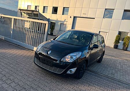 Renault Grand Scenic Megane AHK*NAVI*SHZ*LEDER*TEMPO*PDC