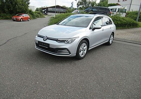 VW Golf Volkswagen VIII Variant Life