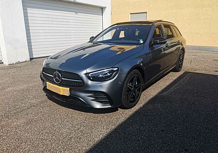 Mercedes-Benz E 300 T 9G-TRONIC AMG Line