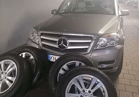 Mercedes-Benz GLK 220 CDI DPF 4Matic BlueEFFICIENCY 7G-TRONIC SP