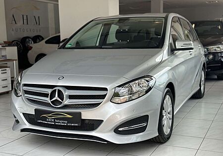 Mercedes-Benz B 180 BlueEfficiency Navi/RCam/PDC/SHZ/MB S-Heft