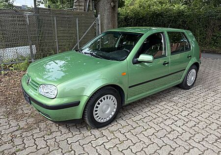 VW Golf Volkswagen 1.9 TDI Comfortline+Tüv Au Neu+Top Kilometer
