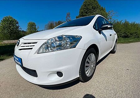 Toyota Auris Basis, Top Kleinwagen, 8fach, wenige KM