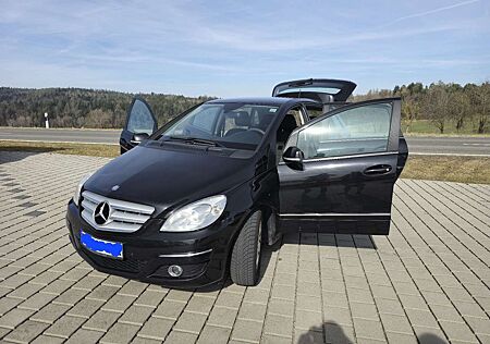 Mercedes-Benz B 180 CDI