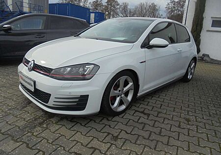 VW Golf GTI Volkswagen GTI BMT