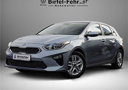 Kia Cee'd Ceed / Vision 1.6 CRDi Mild Hybrid 6-Gang Navi Kamera