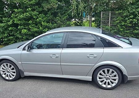 Opel Vectra 2.2 Edition