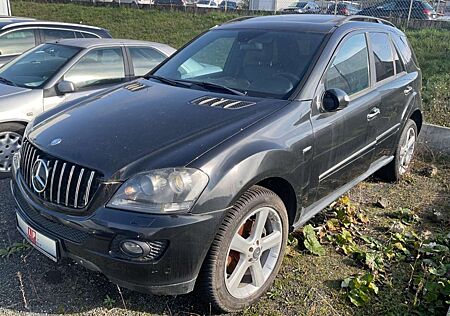 Mercedes-Benz ML 320 CDI 4 Matic Schiebedach Kamera Navi Leder