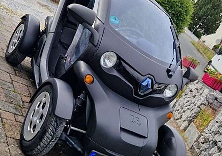 Renault Twizy Color (inklusive Batterie u. Anhängerkupp