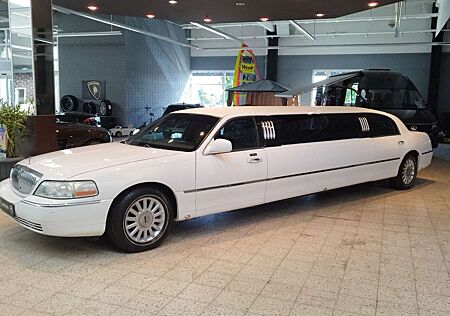 Lincoln Town Car Stretchlimousine BAR Leder Tempo Klima