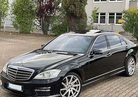 Mercedes-Benz S 500 L 4Matic 7G-TRONIC