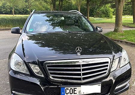Mercedes-Benz E 200 Mercedes E-Klasse 200CDI Avantg. Automatik Xenon