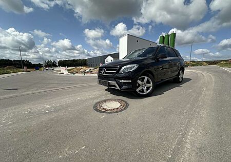 Mercedes-Benz ML 350 Amg 8 Facbereift Alle Service bei Mercedes