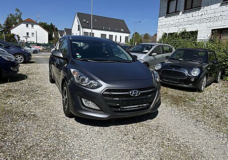 Hyundai i30 blue Classic